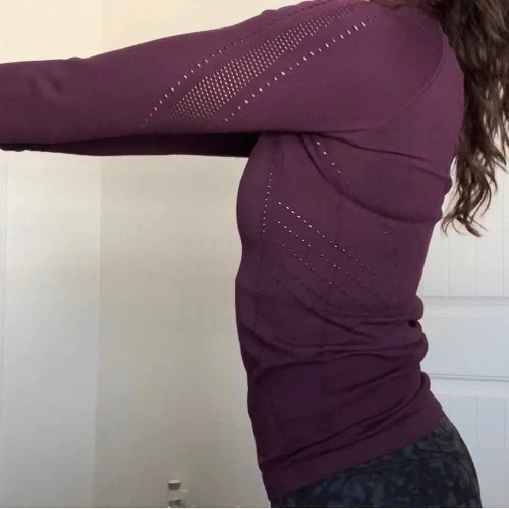 Fabletics Ribbed Zip-up Jacket - Picture 8 of 13